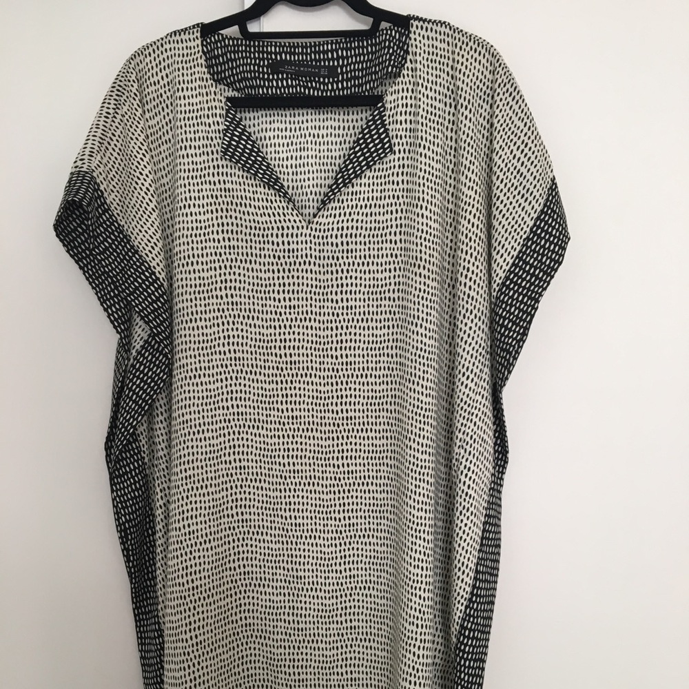 Zara White & Black Polka Dotted Dress in Medium